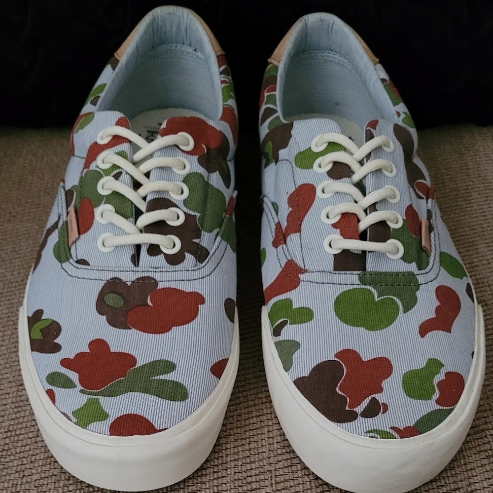 VANS MEN'S ABSTRACT PRINT LACE UP SNEAKERS